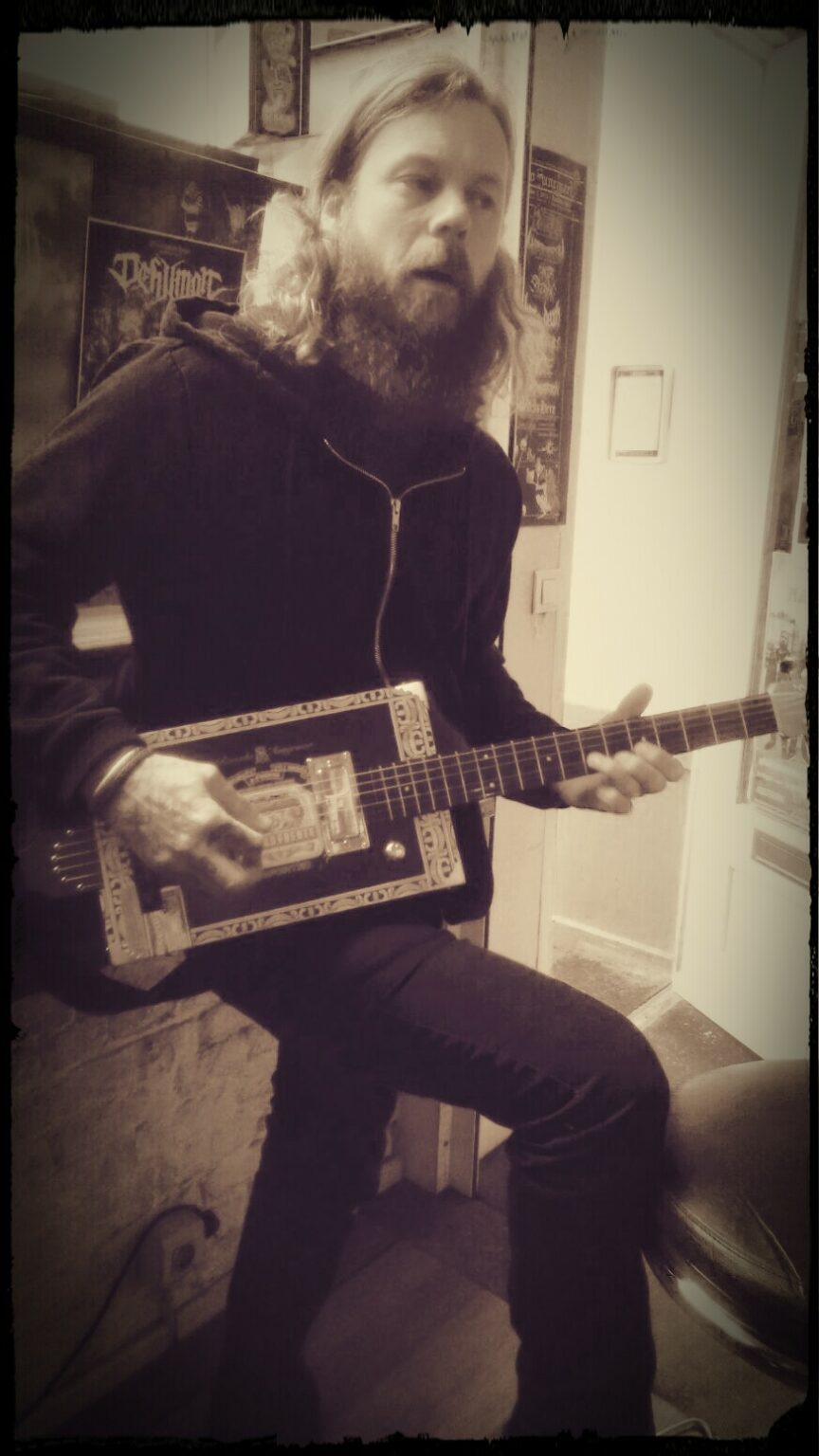 Michel Kirby – Jug Instruments